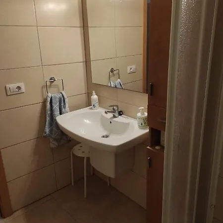 Appartamento Playa Con Terrazas, Vistas, Garaje Y Trastero, En La Gaviota, 36, Zona Wind Surf *