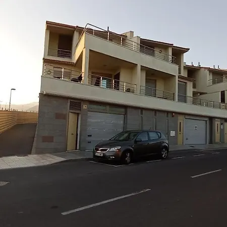 Playa Con Terrazas, Vistas, Garaje Y Trastero, En La Gaviota, 36, Zona Wind Surf Appartamento El Médano